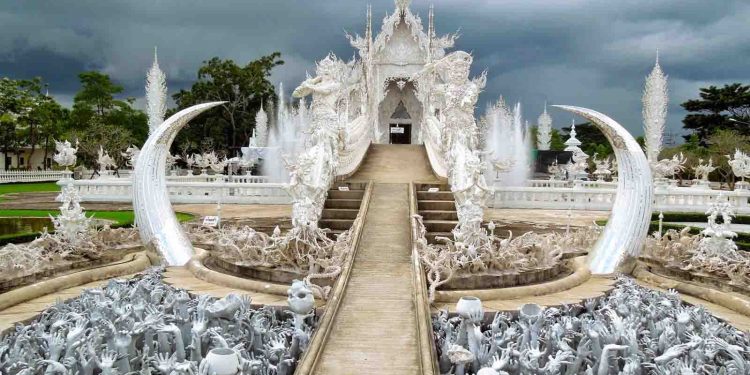 White Temple thailand